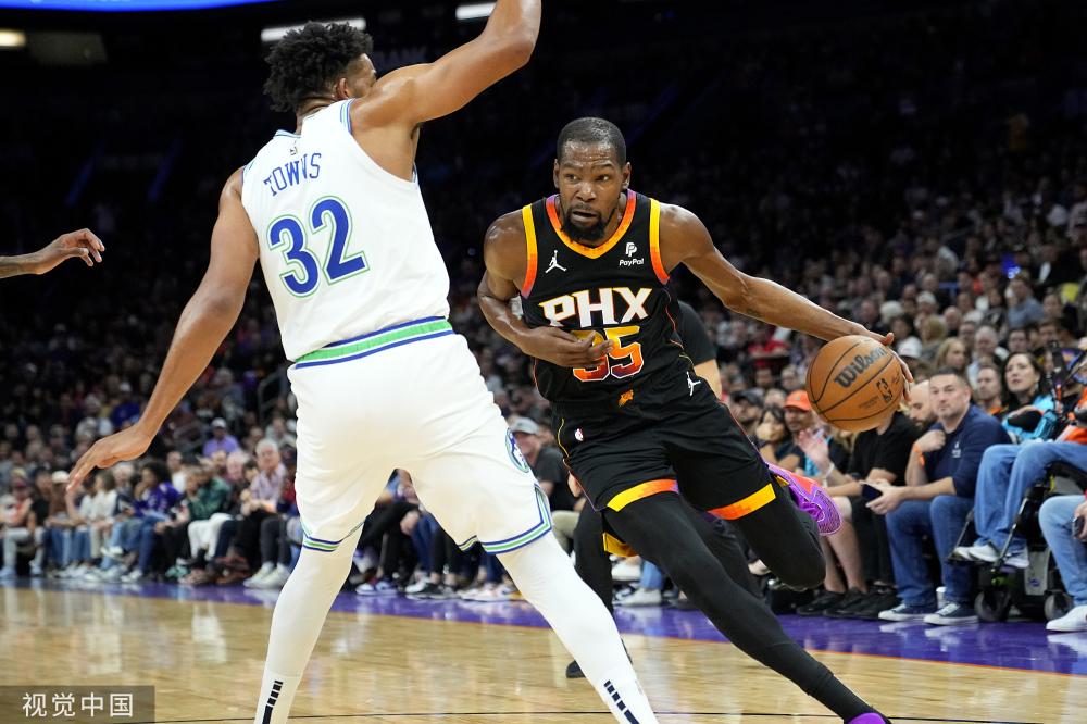 他在私下多 他在私下多