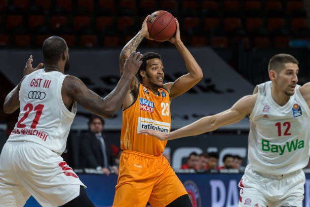 的全武行事 的全武行事