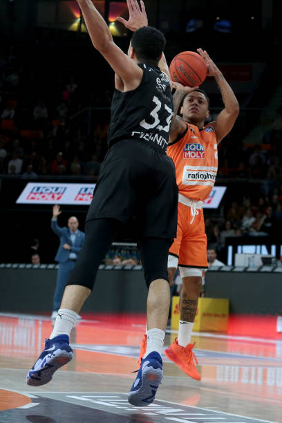 足的资源和 足的资源和